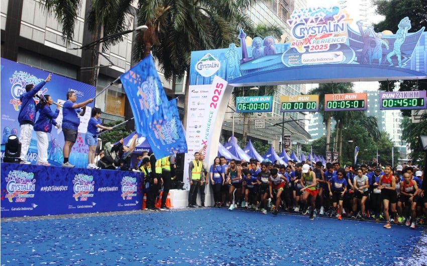 8-ribu-peserta-ramaikan-ajang-lari-crystalin-runxperience-2025-jakarta-evy.jpeg