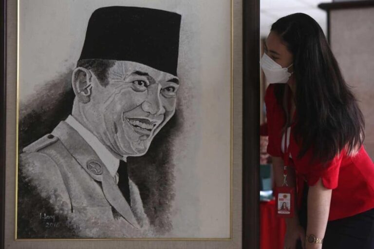 hasto-sebut-peristiwa-gaza-tak-pernah-terjadi-kalau-bung-karno-masih-hidup-vhi.jpg