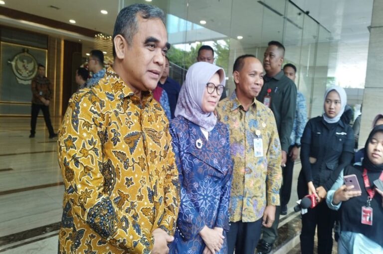 ketua-mpr-harapharap-cemas-tunggu-pelantikan-komite-reformasi-polri-bet.jpg
