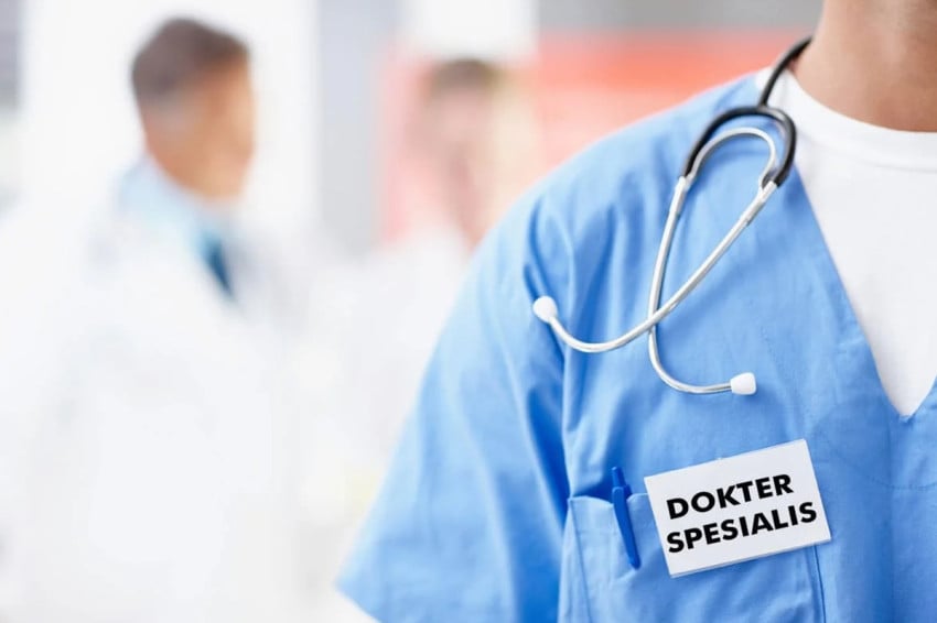 7-ptma-buka-prodi-dokter-spesialis-ini-daftar-kampusnya-jrq.jpg