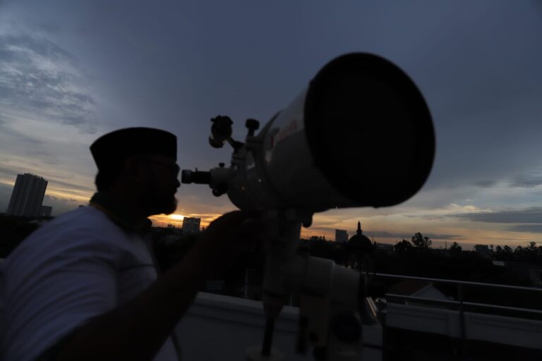asia-tenggara-kompak-1-ramadan-1447-hijriah-dimulai-kamis-19-februari-2026-rts.jpg