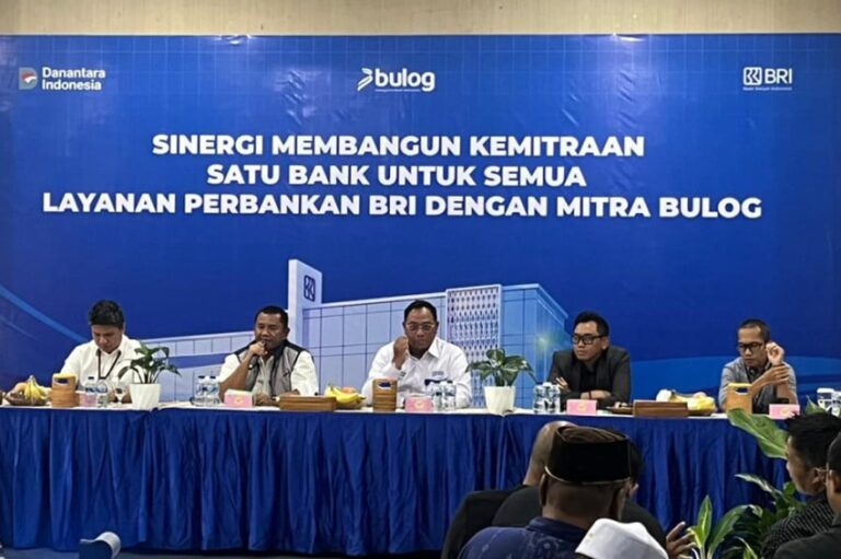 bri-bangun-kemitraan-satu-bank-untuk-semua-dengan-mitra-bulog-di-ntb-wrh.jpeg