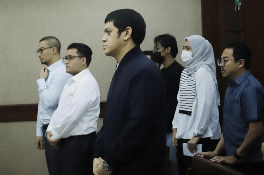 hari-ini-kerry-adrianto-anak-riza-chalid-hadapi-sidang-vonis-kasus-tata-kelola-minyak-pdc.jpg
