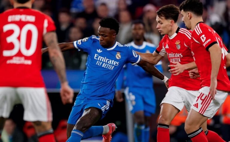 hasil-liga-champions-gol-indah-vinicius-menangkan-real-madrid-atas-benfica-lwc.jpg