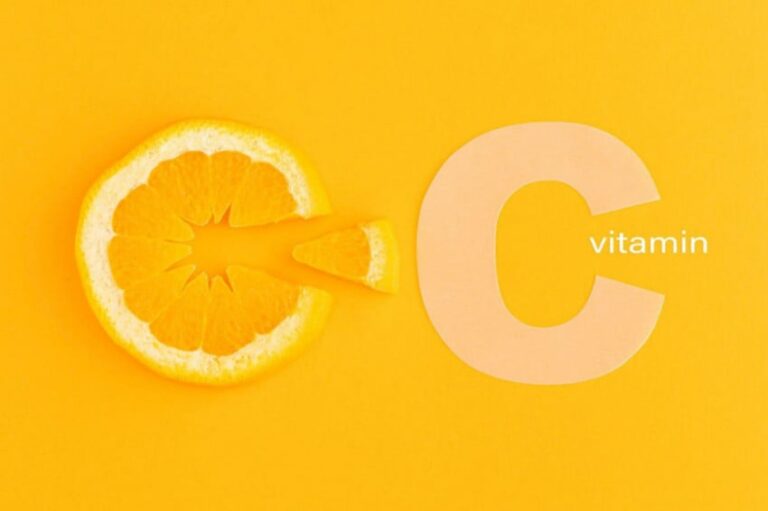 kenapa-tubuh-perlu-vitamin-c-setiap-hari-ini-peran-pentingnya-jcm.jpg