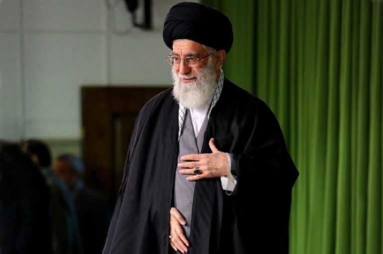 khamenei-disebut-jalankan-negara-dalam-negara-via-jaringan-rahasia-4000-orang-di-iran-mhb.jpg