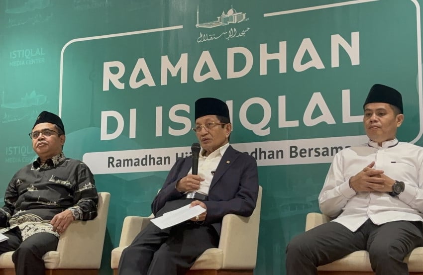 masjid-istiqlal-sediakan-takjil-untuk-ribuan-jemaah-selama-bulan-suci-ramadan-rdg.jpg
