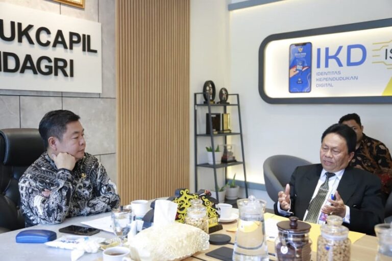 menuju-era-ikd-bimas-katolik-dan-dukcapil-sepakat-dorong-digitalisasi-pencatatan-nikah-zlv.jpeg