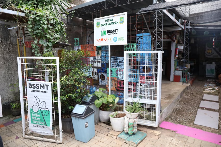 mpmx-perkuat-ekonomi-sirkular-lewat-bank-sampah-di-tangerang-lva.jpeg