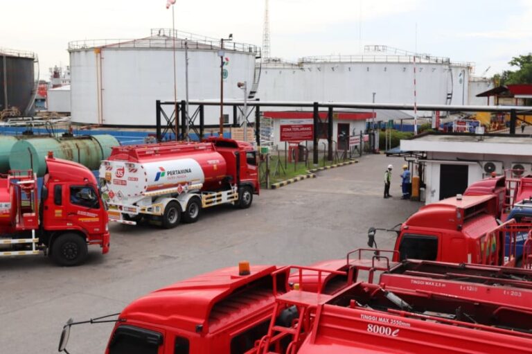 pertamina-patra-niaga-perkuat-distribusi-bbm-di-kalimantan-barat-qll.jpeg