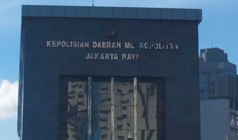 polda-metro-jaya-mutasi-175-personel-ada-jabatan-kapolsek-digeser-vvh.jpg
