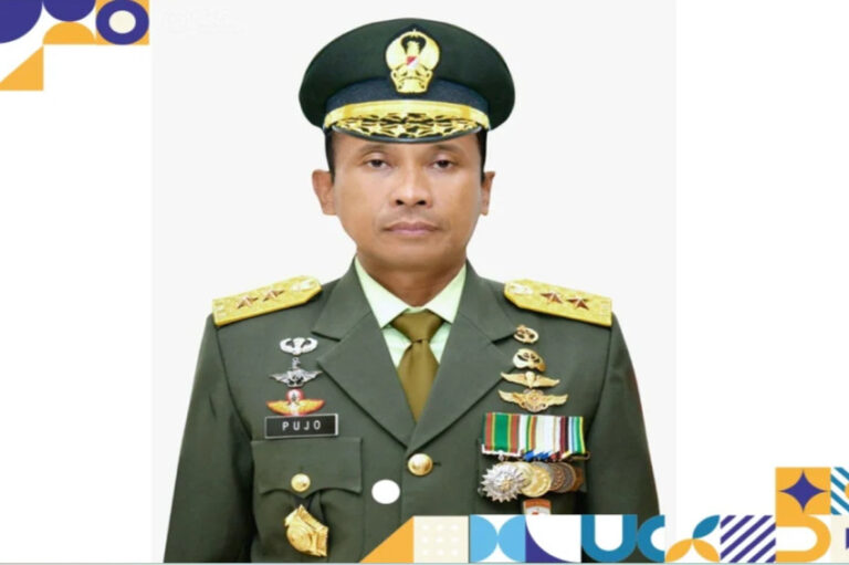 profil-pendidikan-dan-karier-dirut-bpjs-kesehatan-prihati-pujowaskito-yang-baru-dilantik-kxx.jpg