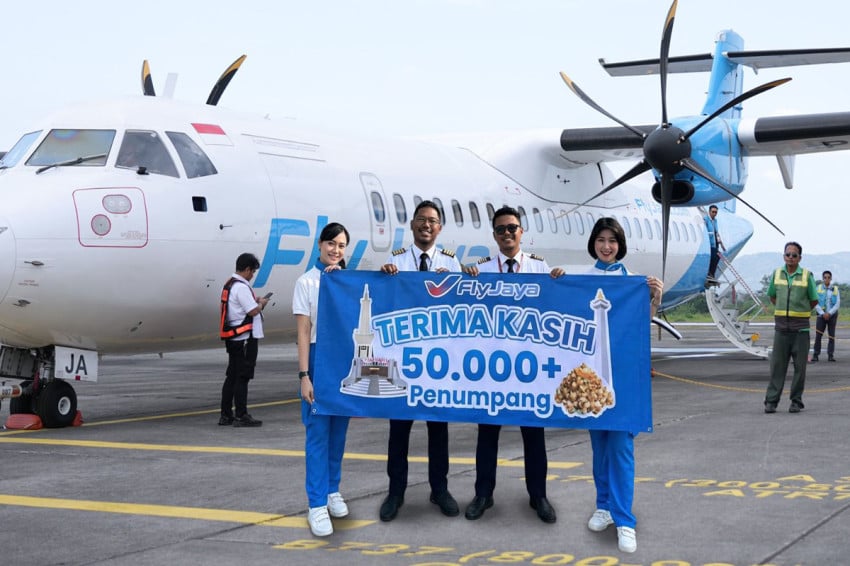 rayakan-50-ribu-penumpang-flyjaya-buka-rute-morowali-dan-tambah-3-armada-atr-72-zyu.jpeg