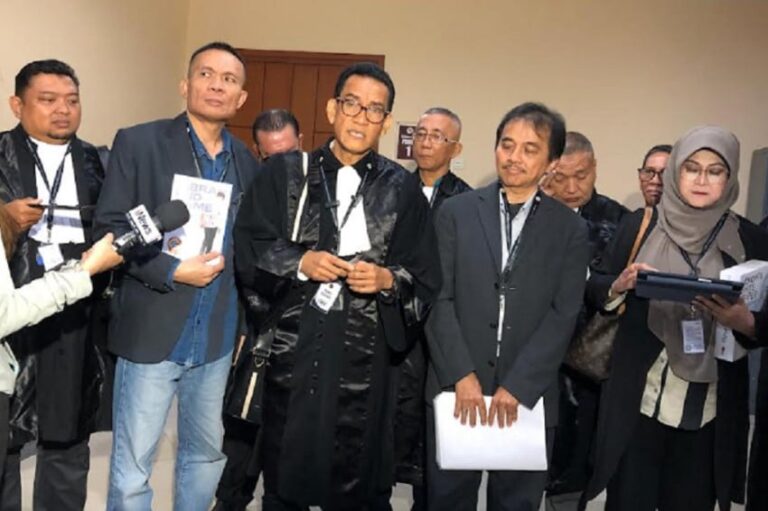 refly-harun-kita-ingin-3-kelompok-dikecualikan-dari-pasal-pencemaran-nama-baik-hingga-ujaran-kebenci.jpeg