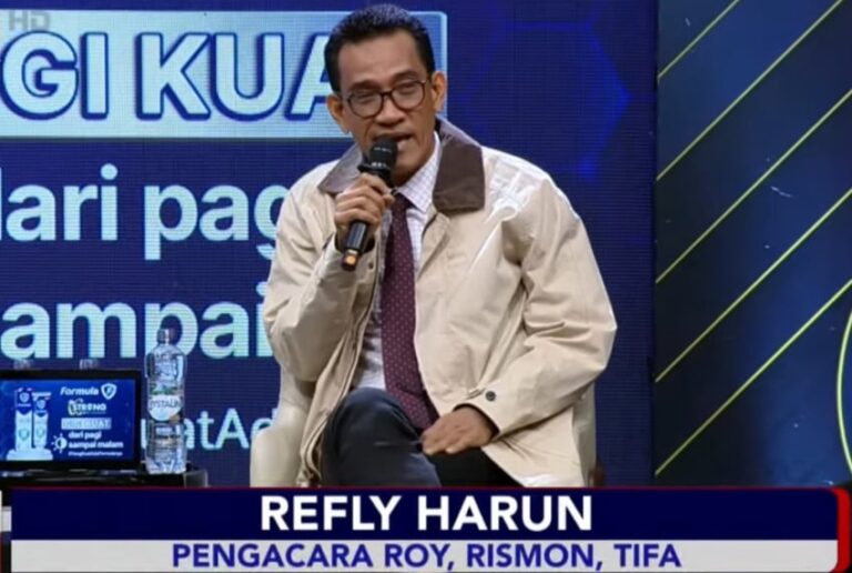 refly-harun-rrt-tak-pernah-bilang-jokowi-memalsukan-ijazah-dqh.jpg