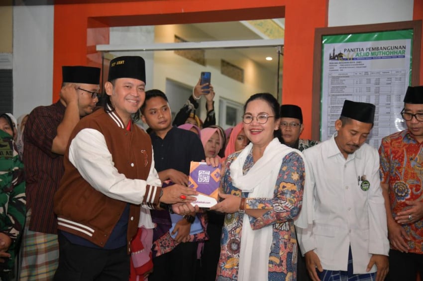 sambut-ramadan-dan-mtq-nasional-wali-kota-semarang-agustina-wilujeng-distribusikan-20-ribu-alquran-l.jpeg