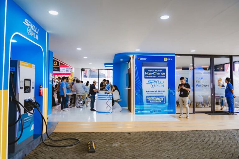 tarik-magnet-pengunjung-pln-pamerkan-ekosistem-ev-terintegrasi-di-iims-2026-tfv.jpeg