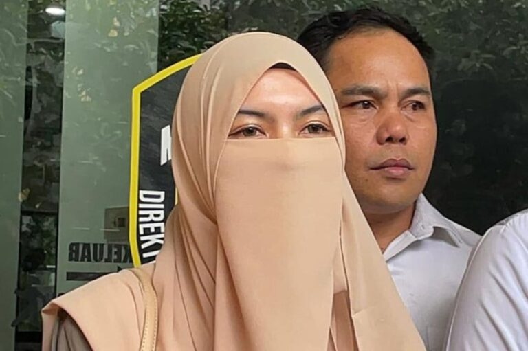 wardatina-mawa-bakal-gugat-cerai-insanul-fahmi-di-pa-medan-setelah-lebaran-hvi.jpg